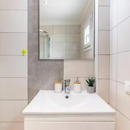 2 Bedroom Luxury Apartament *