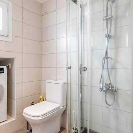 2 Bedroom Luxury Apartament Saloniki