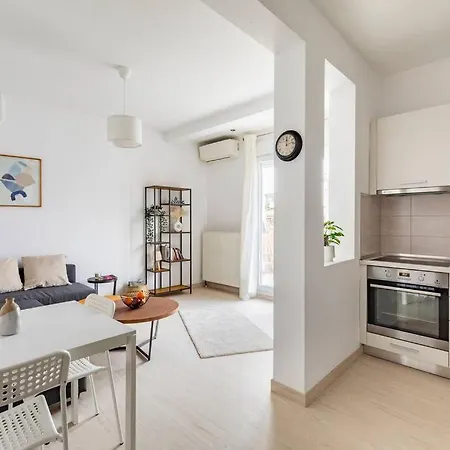2 Bedroom Luxury Appartamento